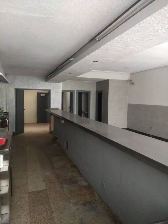 LOCAL CON LICENCIA HOSTELERIA — 2
