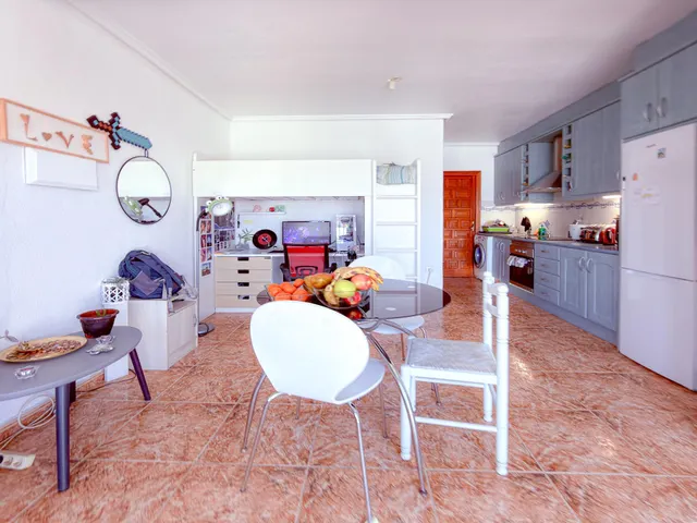 Ciudad Quesada! Magnifico bungalow en 2 plantas independientes, con piscina y parking privado comunitario — 7
