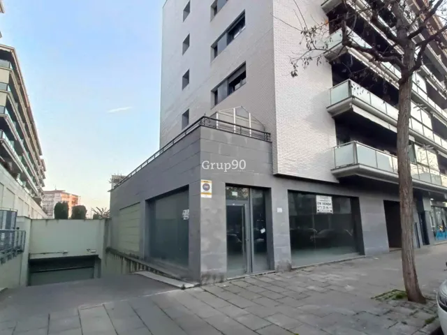 VENTA DE LOCAL COMERCIAL A PIE DE CALLE EN CAPPONT — 13