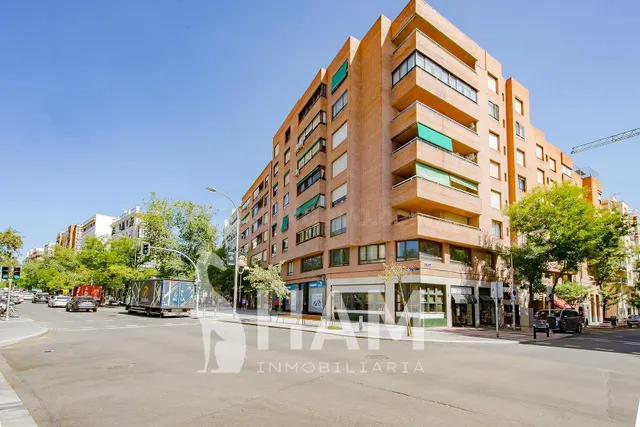 Local comercial 91m² en venta - Rios Rosas - foto 2