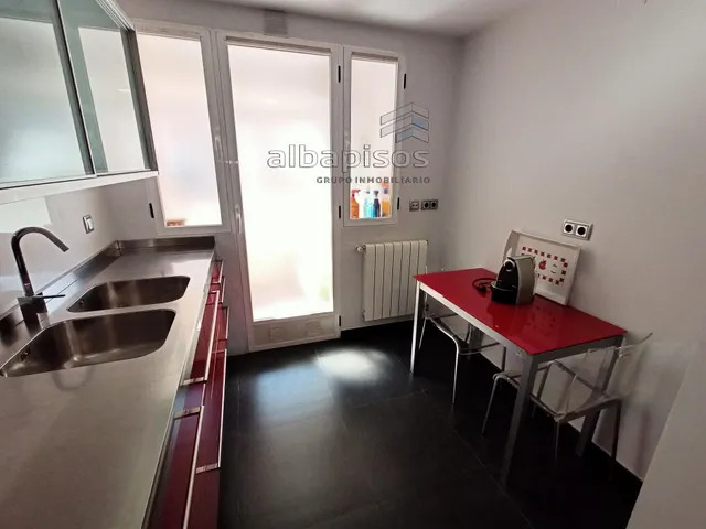 Bonito piso de 129 m2 útiles en el paseo de la feria | garaje y trastero incluidos — 12