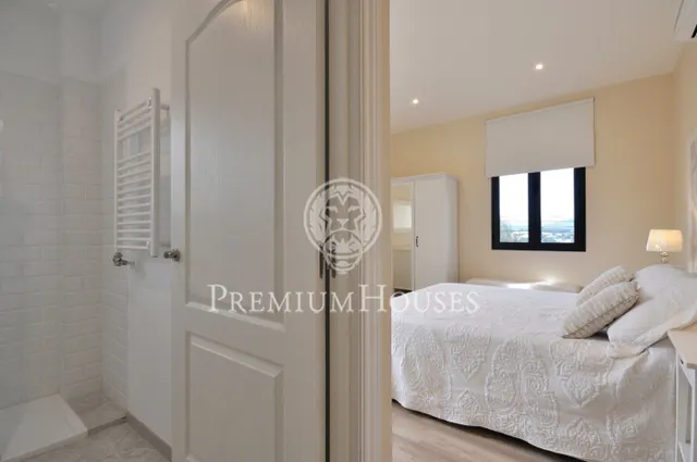 Casa señorial reformada en Llinars del Vallés — 25