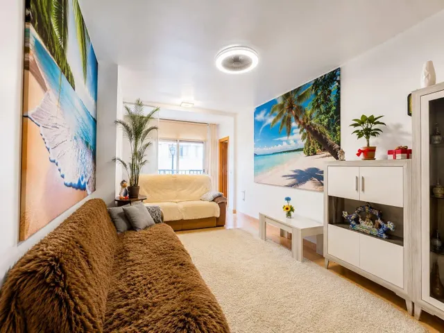 Piso en venta en Roquetas de Mar - foto 4