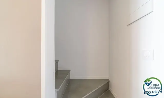 Chalet pareado en venta en Calle Joan Timoneda — 12