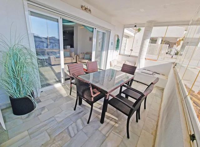 APARTAMENTO 3 DORMITORIOS CALAHONDA — 11