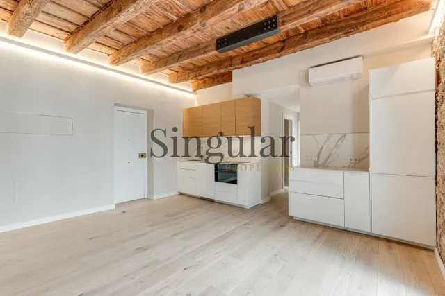 Piso reformado a estrenar en el Barrio Gótico de Barcelona — 7