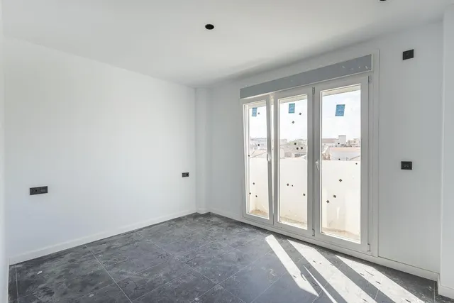 Edificio de nueva construcción en Churriana — 25