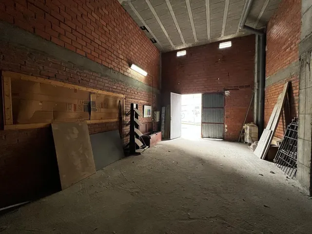 LOCAL COMERCIAL CENTRICO — 4