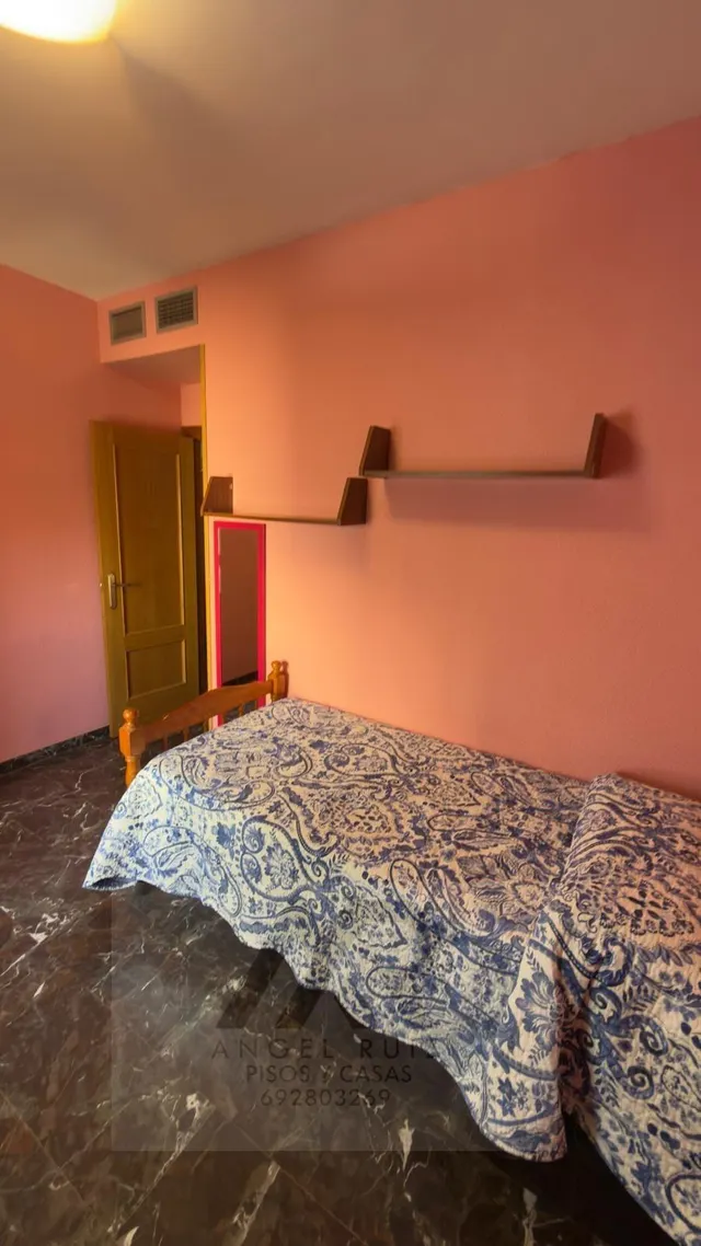 Piso de lujo junto al hospital de Mérida — 45