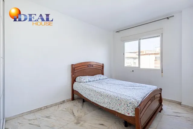 PISO CON GARAJE JUNTO AL METRO EN CHURRIANA — 16