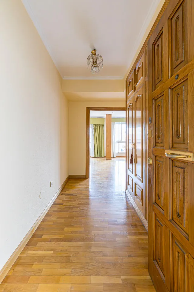 Vivienda muy luminosa en plaza Cruz Roja — 21