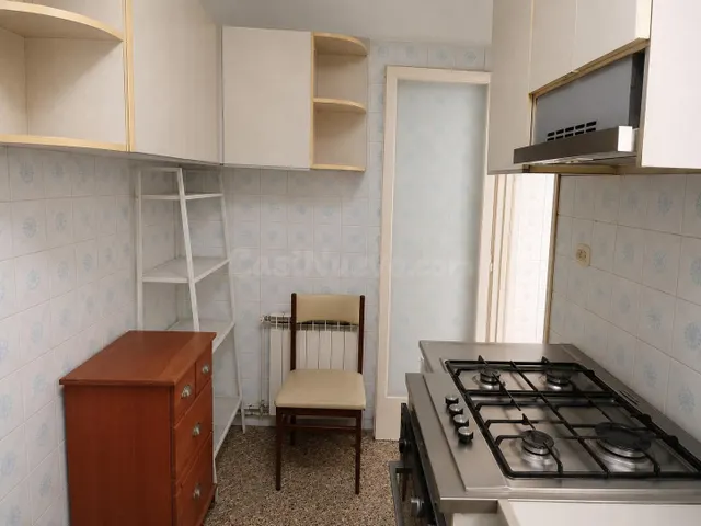 PISO CON PARQUING Y TRASTERO EN VENTA - foto 2