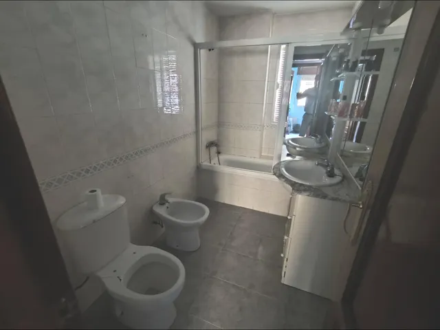 PISO (VPO) DE 3 DORMITORIOS Y CON GARAJE EN SANTA FE — 24