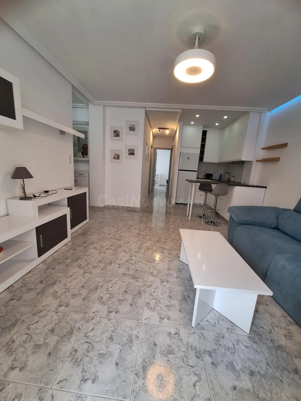 Apartamento Reformado en Nueva Torrevieja de 2 dormitorios  a Solo 800 Metros del Mar