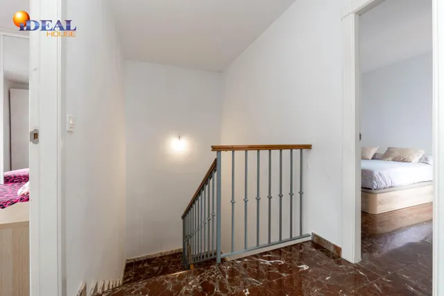 Encantadora Casa Reformada en Ogijares con Vistas y Espacios para Disfrutar — 18