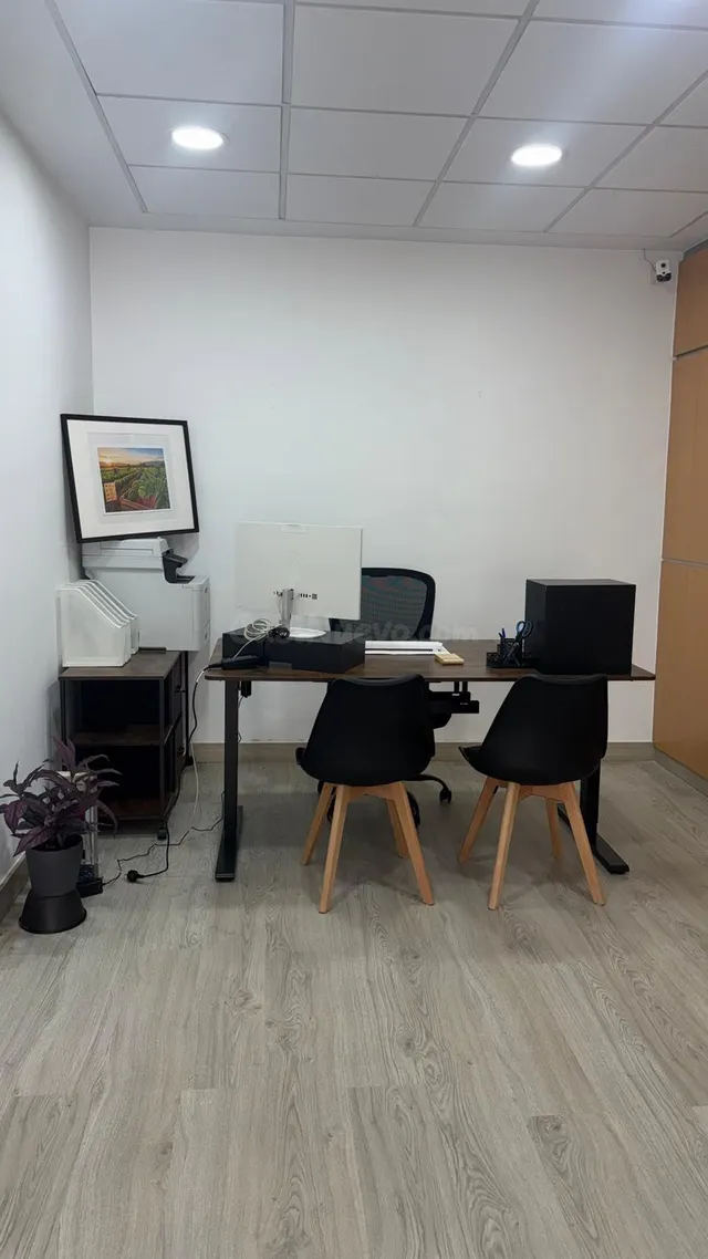 OFICINAS EN ALQUILER — 3