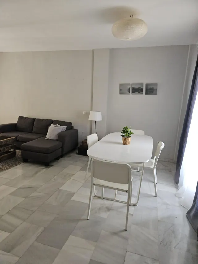 Acogedor Piso en Añoreta Baja, Rincón de la Victoria - ALQUILER DE TEMPORADA — 7