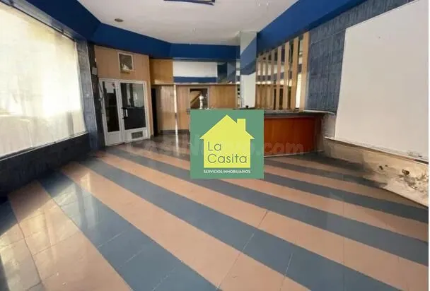 LA CASITA INMOBILIARIA VENDE LOCAL ZONA AYUNTAMIENTO-CATEDRA - foto 2