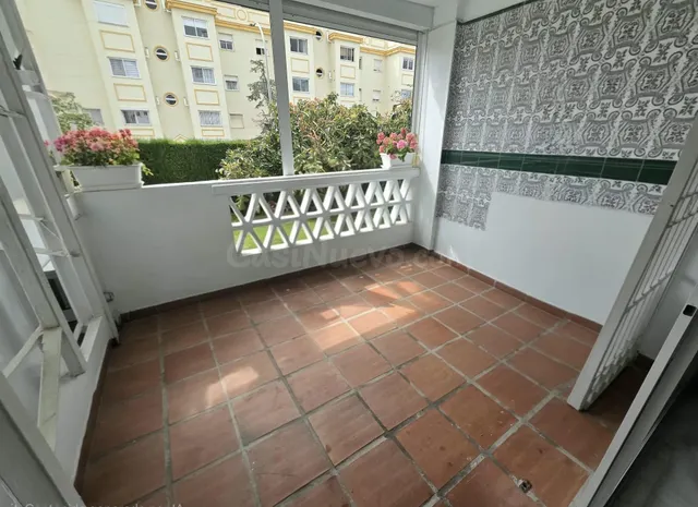 BAJO EN ALTURA CON TERRAZA Y ORIENTACIÓN SUR ☀️ — 2