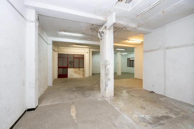 ¡Oportunidad Única en Angel Barrios! Local de 147m2 por solo 190.000€ — 9
