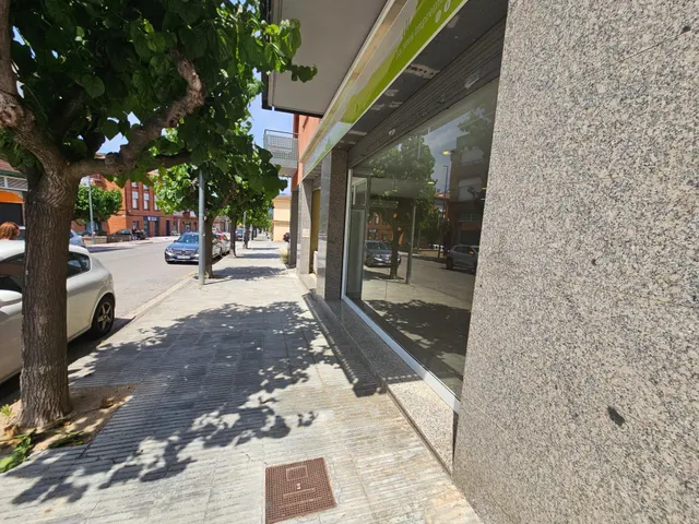 HOSTALRIC (AVDA FORTALESA): AMPLIO LOCAL  DIÁFANO EN ALQUILER CON GRAN FACHADA ACRISTALADA — 9