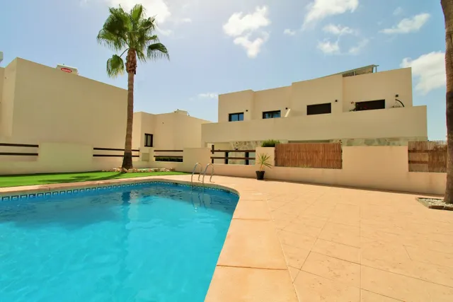 Villa 3 habitaciones 85m² en venta - Los Dolses — 26