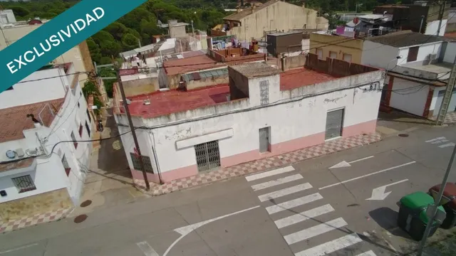 Solar edificable en venta en Blanes - foto 5