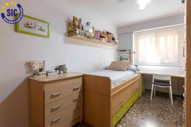 Se vende amplio piso en zona céntrica de Torrent — 16