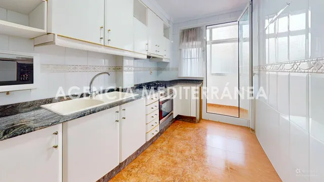 Piso en venta en Valencia, con garaje incluido — 12