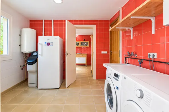 Exclusivo unifamiliar con jardín y piscina en Sant Marçal — 41
