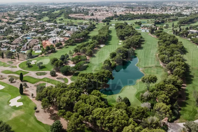 Piso 3 habitaciones 225m² en venta - Urb. Torre en Conill — 28