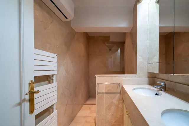 Ático 4 habitaciones 144m² en venta - Foners — 35
