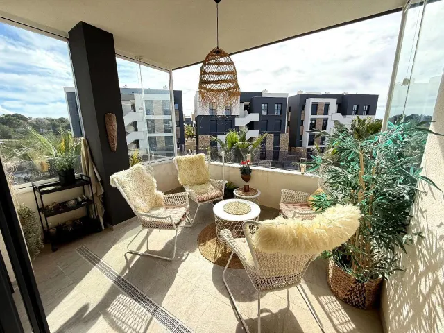 APARTAMENTO MODERNO Y ELEGANTE · Balcón orientado al sur | O - foto 2