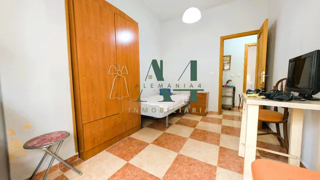 Oportunidad en Calle Parras — 21