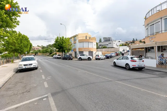 Parcela  urbanizable — 4
