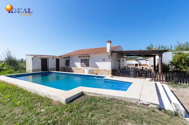 CASA CORTIJO EN MOTRIL. SITUADA A 2,5 KM DE LA PLAYA - foto 2