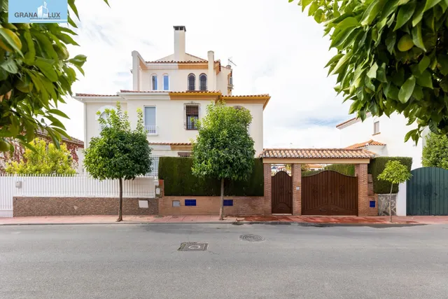 VIVIENDA PAREADA EN MONTELUZ — 5