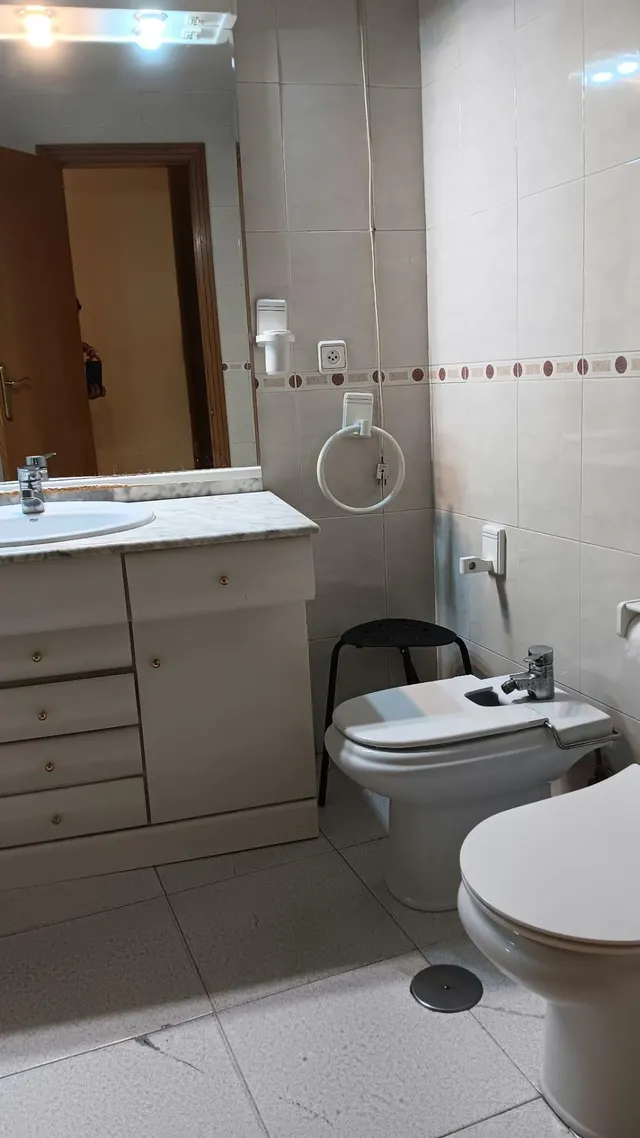 Piso de 3 dormitorios con garaje y trastero — 18