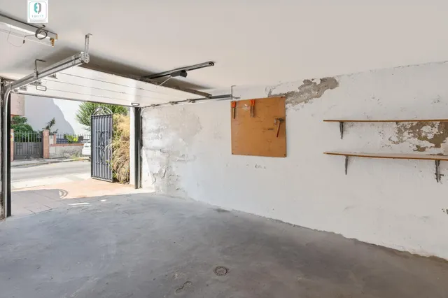 GRAN CASA CON PISCINA EN HUETOR VEGA — 21