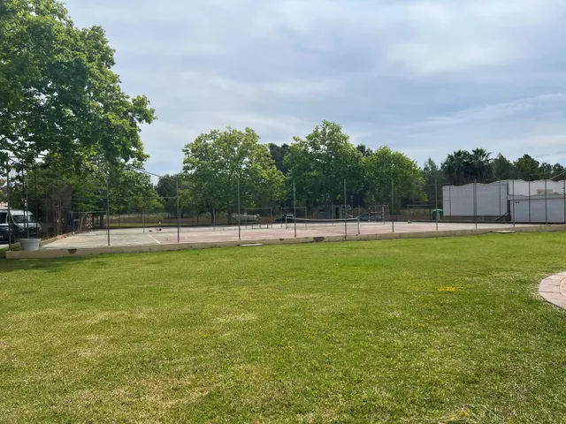 ADOSADO DE 3 habitaciones CON PARKING Y GRAN PISCINA COMUNITARIA CON JARDINES. — 39