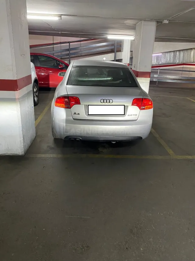 PLAZA DE PARKING EN VENTA EN EL CENTRO (JUNTO PLAZA CATALUÑA) — 4