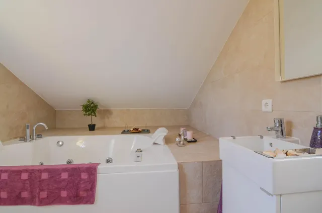 ALQUILER DE EXCLUSIVO ADOSADO EN URBANIZACIÓN ALFINACH — 34