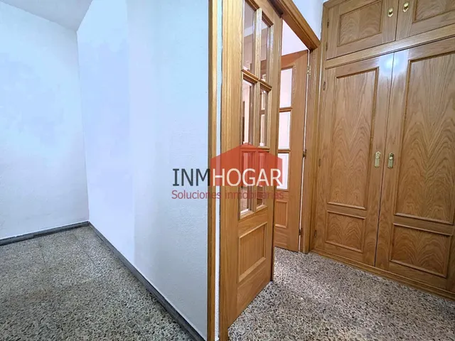 Amplia vivienda de 4 dormitorios con dos terrazas acristaladas en venta la zona sur de Ávila — 31