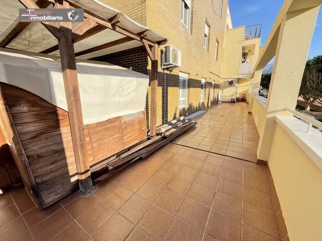 PISO CON ESPECTACULAR TERRAZA - foto 3