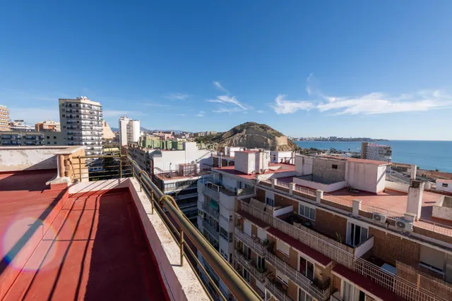 Vivienda en Virgen del Sororro cerca del Mar. — 32