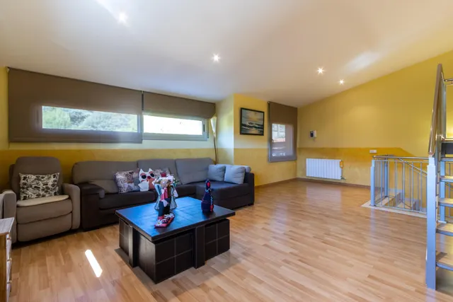 Espectacular Casa en Castellar del Vallès — 50