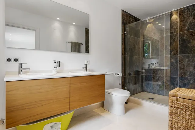 Chalet 7 habitaciones 472m² en venta - Guadiaro — 47