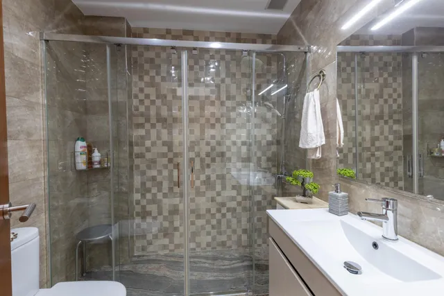 ¡exclusiva vivienda unifamiliar con patio privado en Armilla! — 22