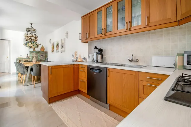 Precioso apartamento de 2 dormitorios con terraza y espectac - foto 5