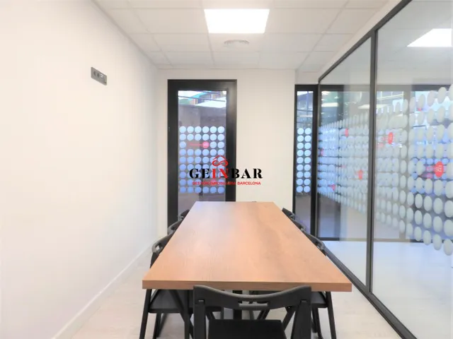 COWORKING  EN LES TRES TORRES — 11